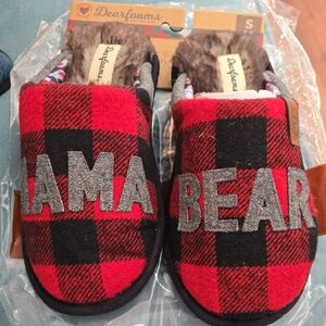 Dearfoams‎ Red and Black Plaid Kids Slippers
